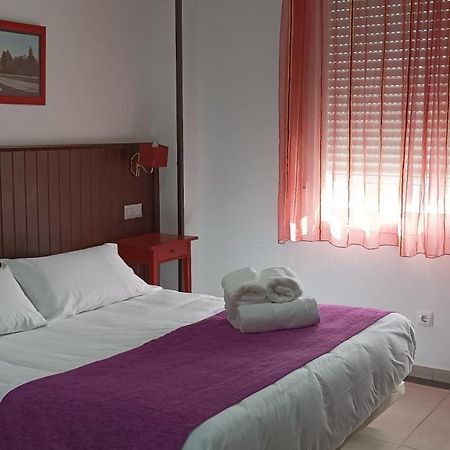 Hostal Dona Isabel Махадаонда Екстер'єр фото